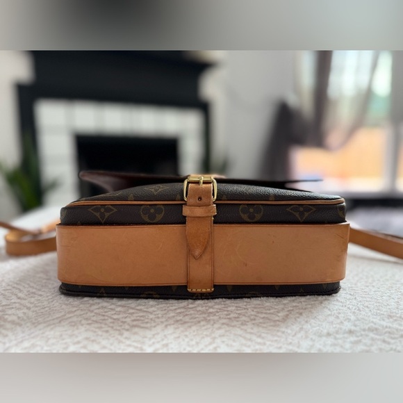 Authentic Louis Vuitton Cartouchiere  Brown Tan Monogram Crossbody Bag - Picture 6 of 16